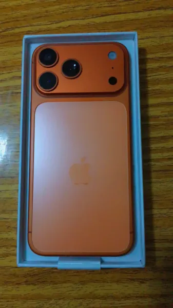 Cloned Iphone 17 pro max