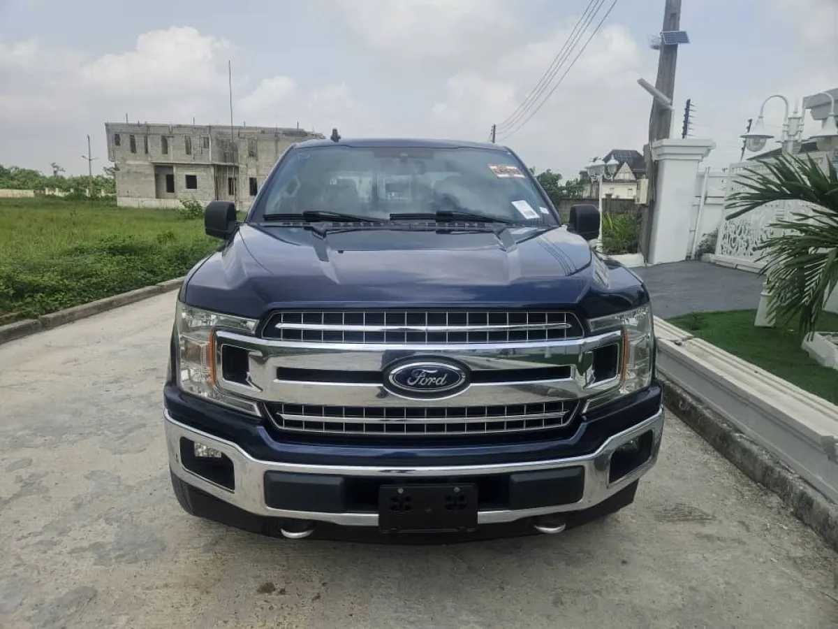 Ford F-150 2019 Dark Blue - Image 2