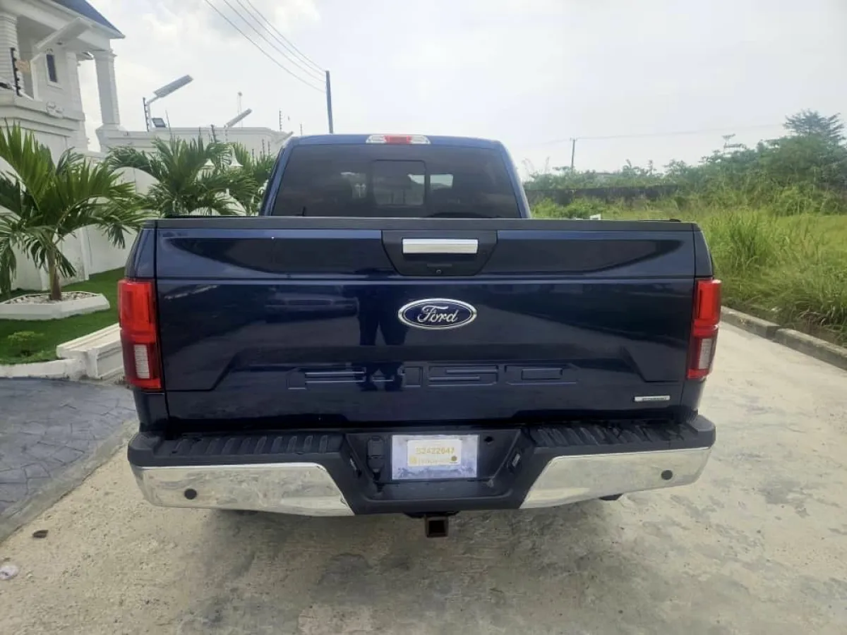 Ford F-150 2019 Dark Blue - Image 3