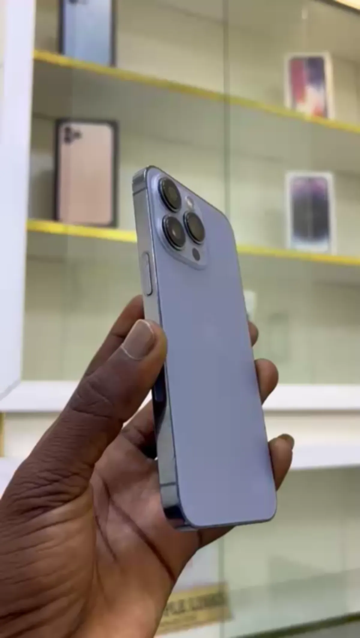 Apple iPhone 13 Pro Very Clean - Image 2