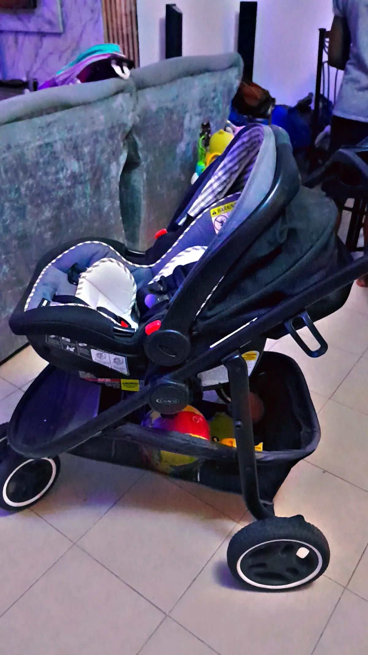 Foreign Used Baby Stroller with Car seat - Image 4
