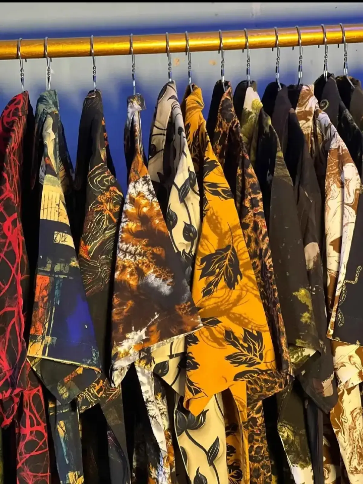 Beautiful Vintage piece - Image 1