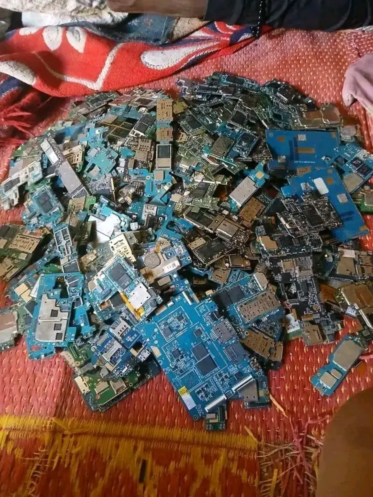 Scrapt, computer, hard disk, ROM, dvd - Image 2