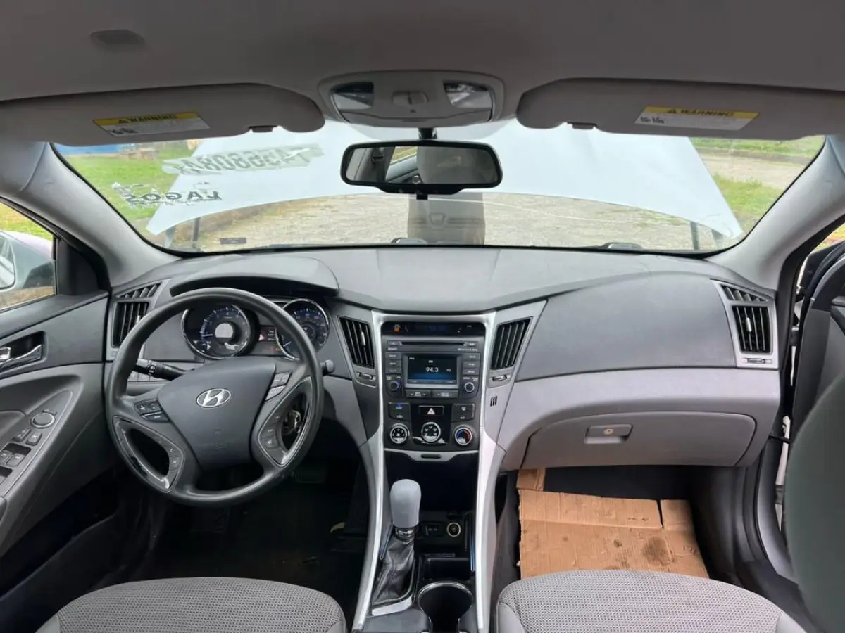FOREIGN USED 2014 HYUNDAI SONATA FOR SALE - Image 2
