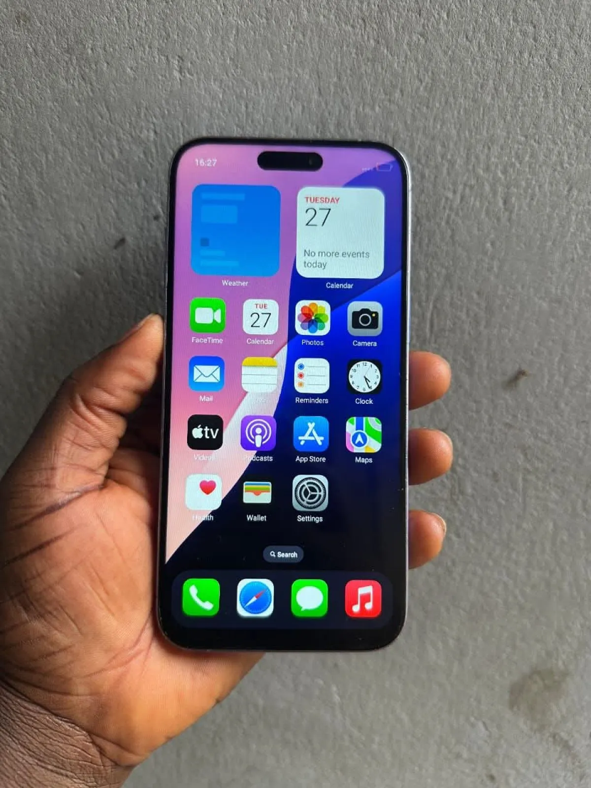 iPhone 16 plus 128GB - Image 3