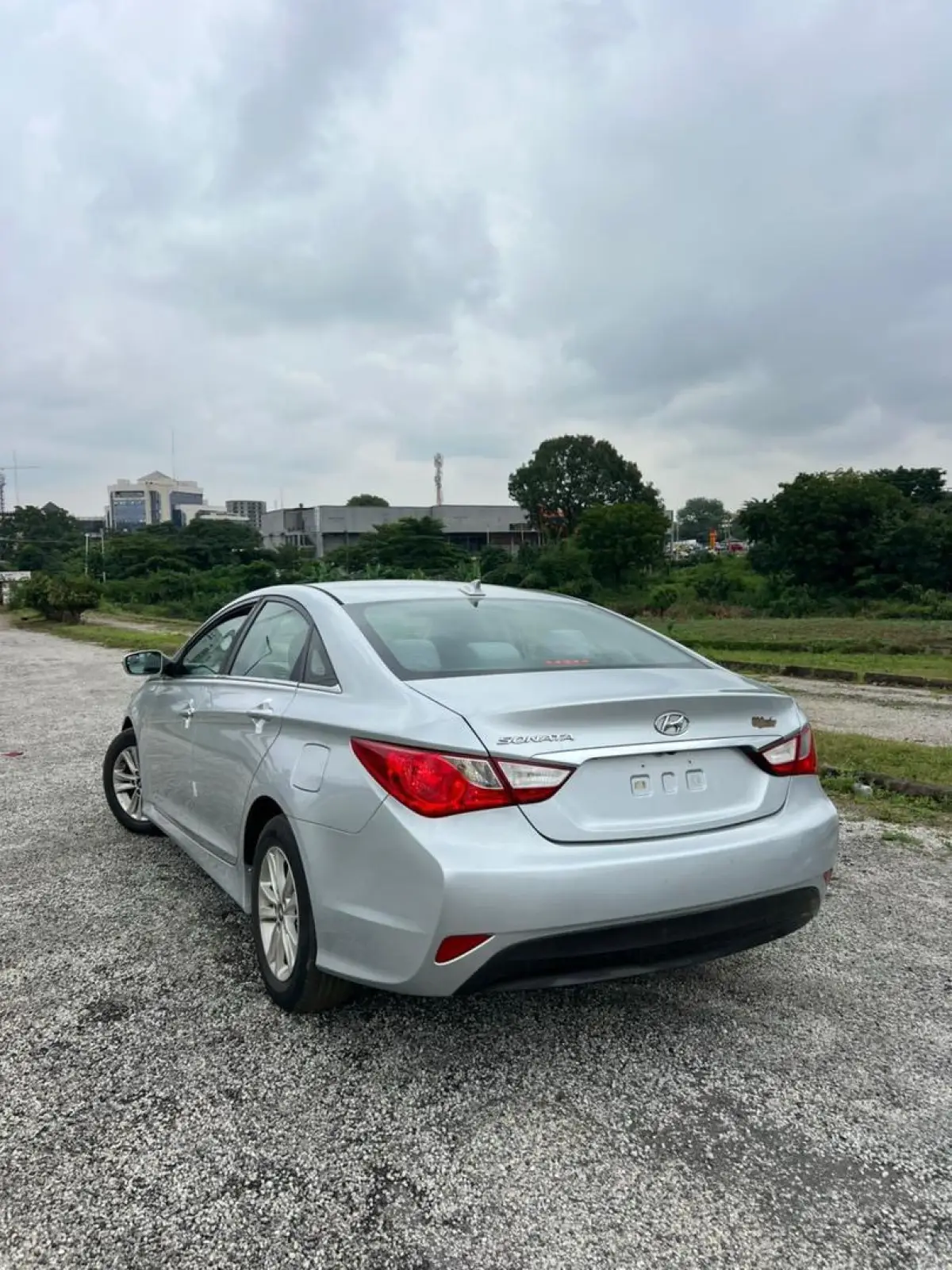 FOREIGN USED 2014 HYUNDAI SONATA FOR SALE - Image 5