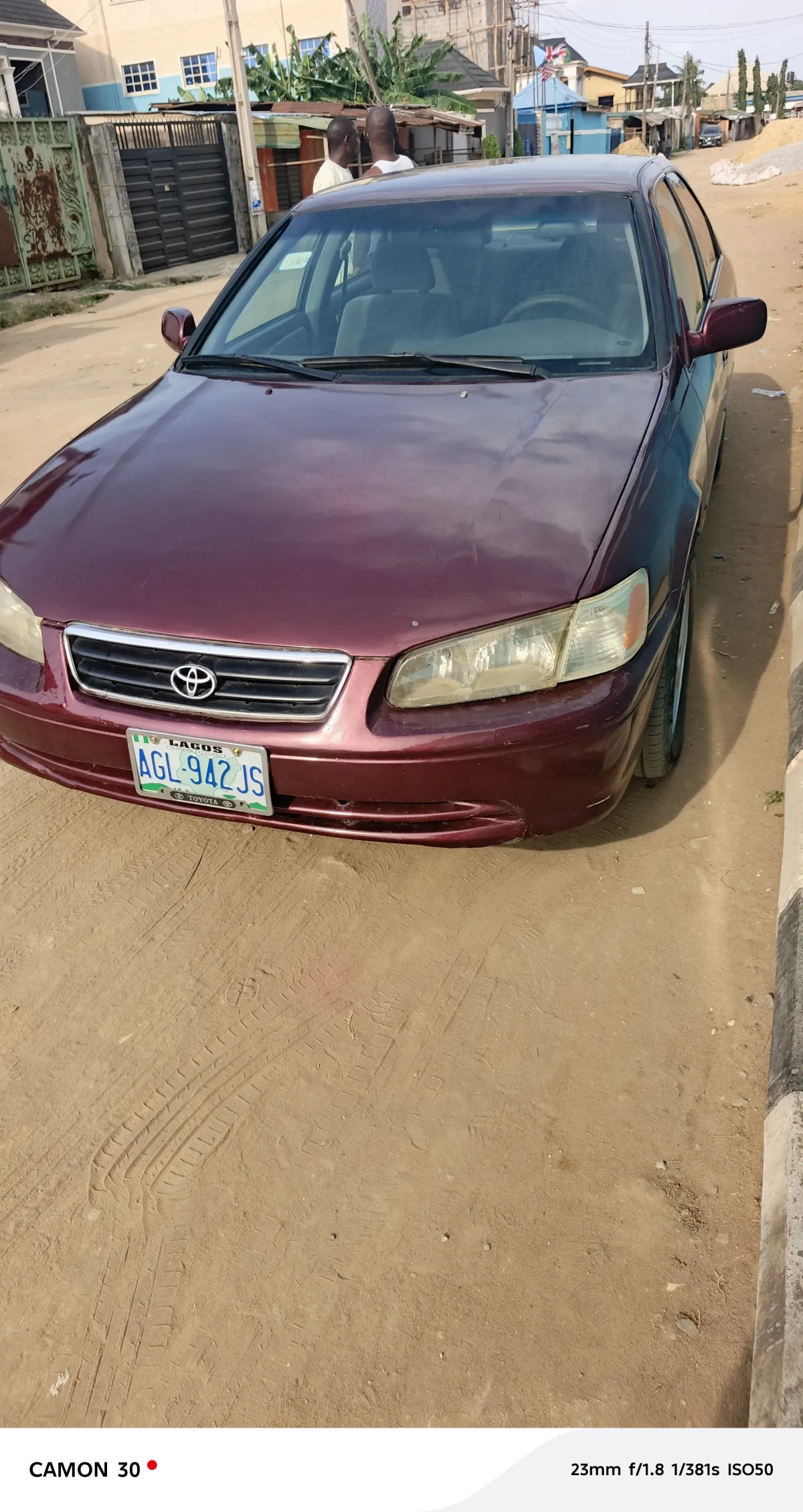 TOYOTA CAMRY 2001 - Image 2