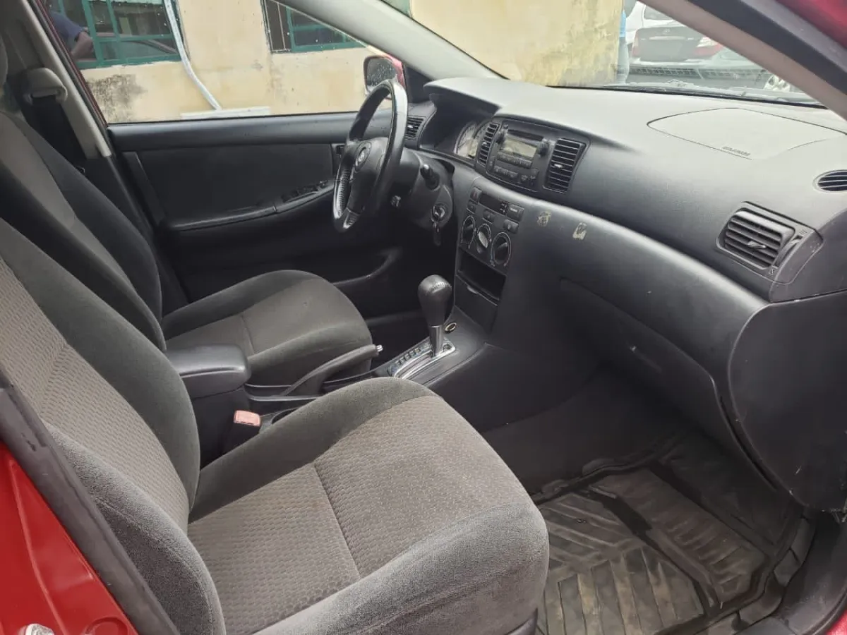 Clean Tokunbo 2007 Toyota Corolla Sport - Image 4