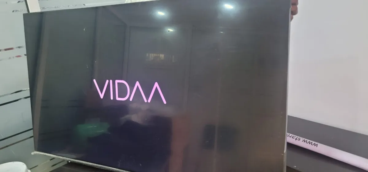 55 inches Hisense Vidaa Smart TV - Image 1