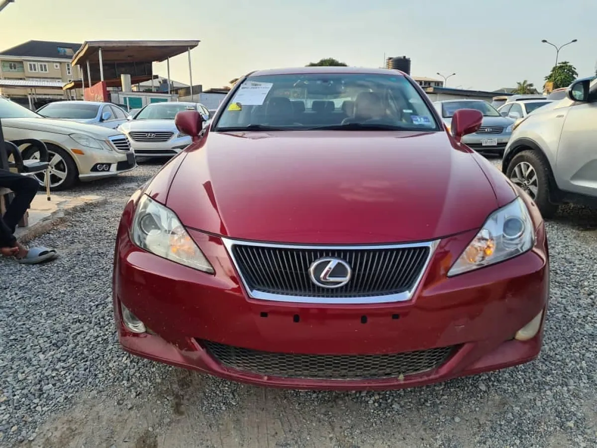 Clean lexus ES350 for sale gold colour - Image 7