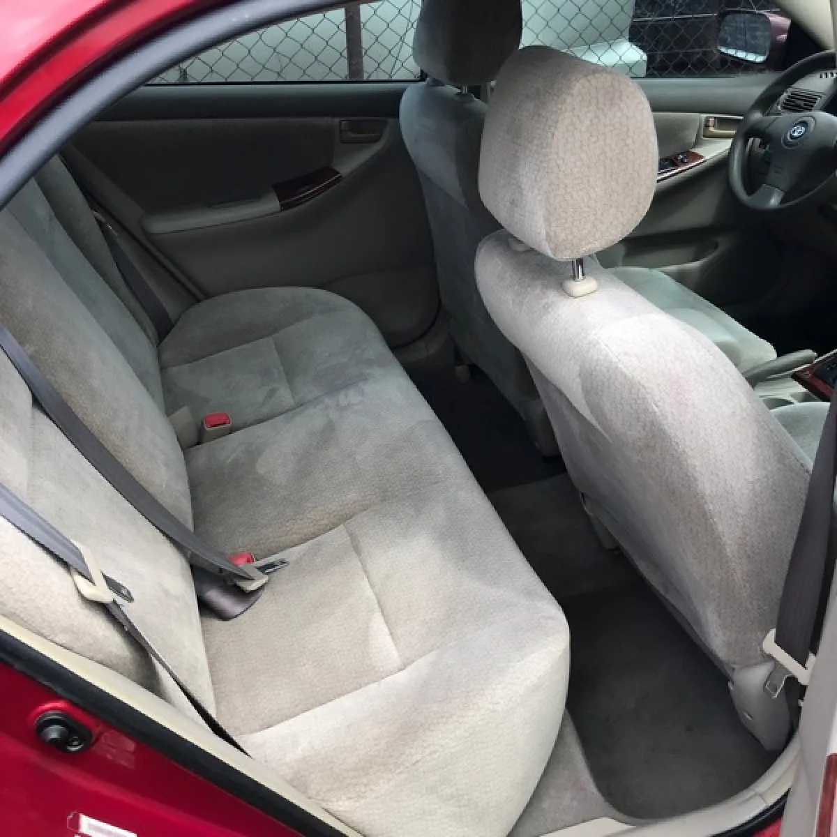 Clean Toyota corolla sport red colour 2003 - Image 2