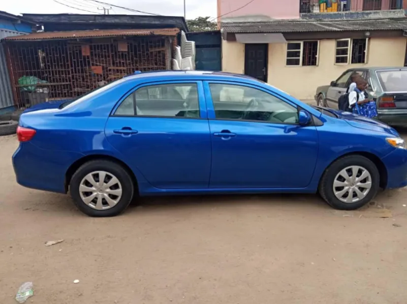 Clean Toyota corolla sport Blue