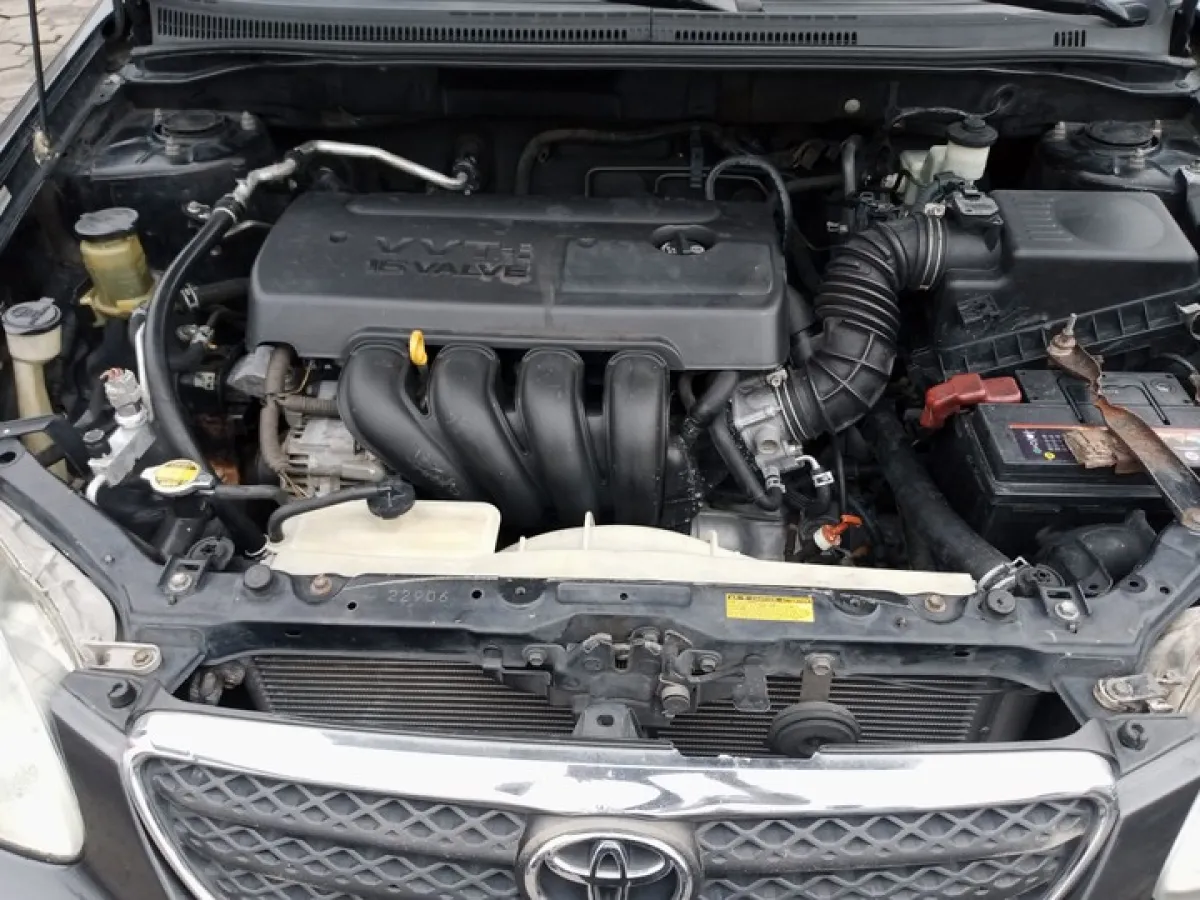 Clean Toyota corolla Le for sale 2003 - Image 3