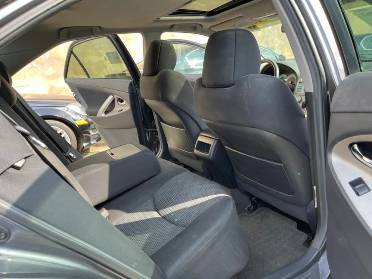 Tokunbo 2007 Toyota Camry Sport - Image 3