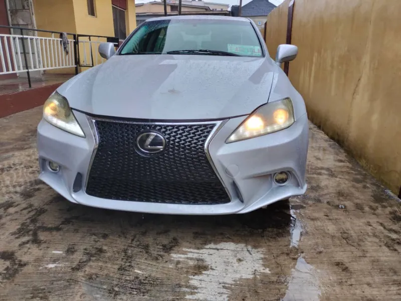2007 Extremely Clean Tokunbo Lexus ls 250