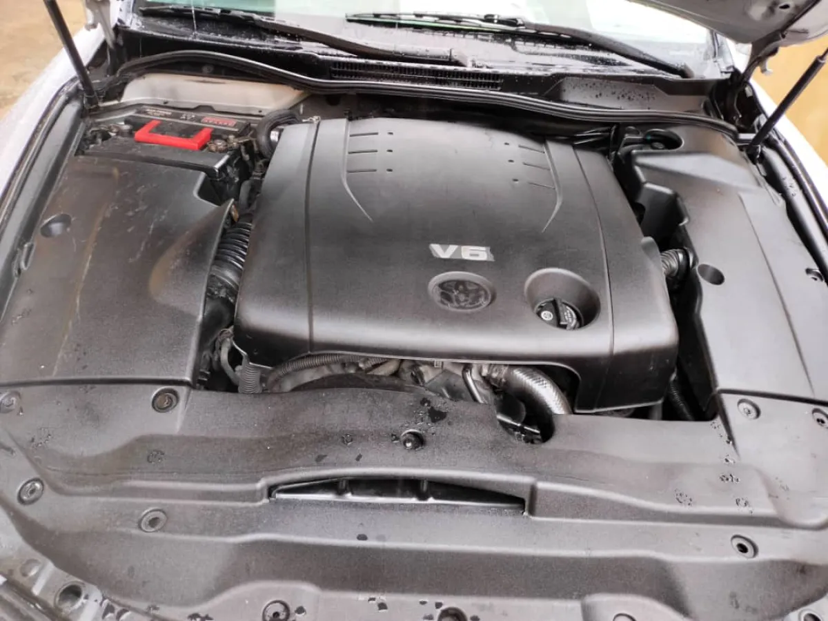 2007 Extremely Clean Tokunbo Lexus ls 250 - Image 2