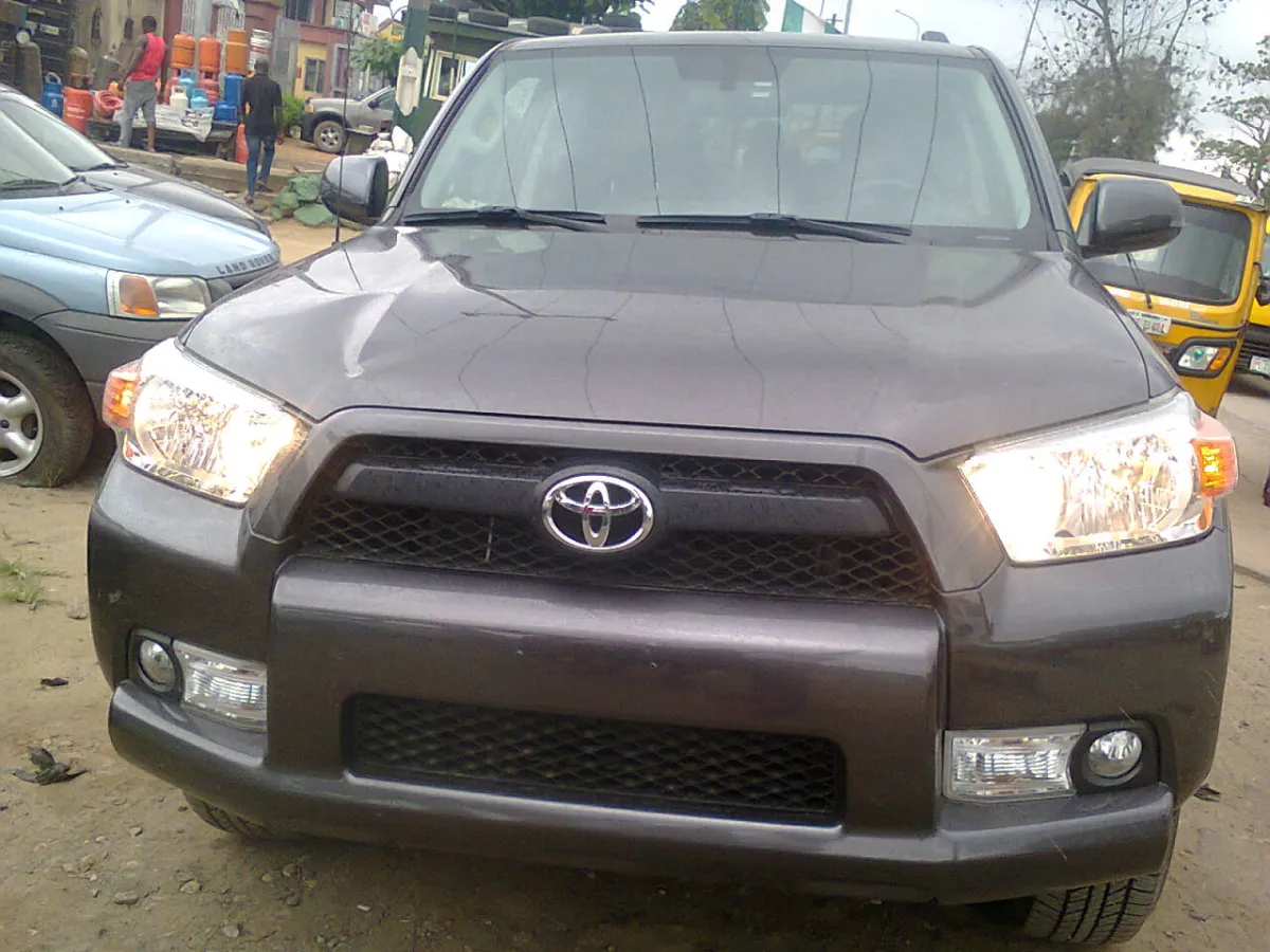 Extremely Clean Tokunbo Toyota 4Runner 2013 - Image 1