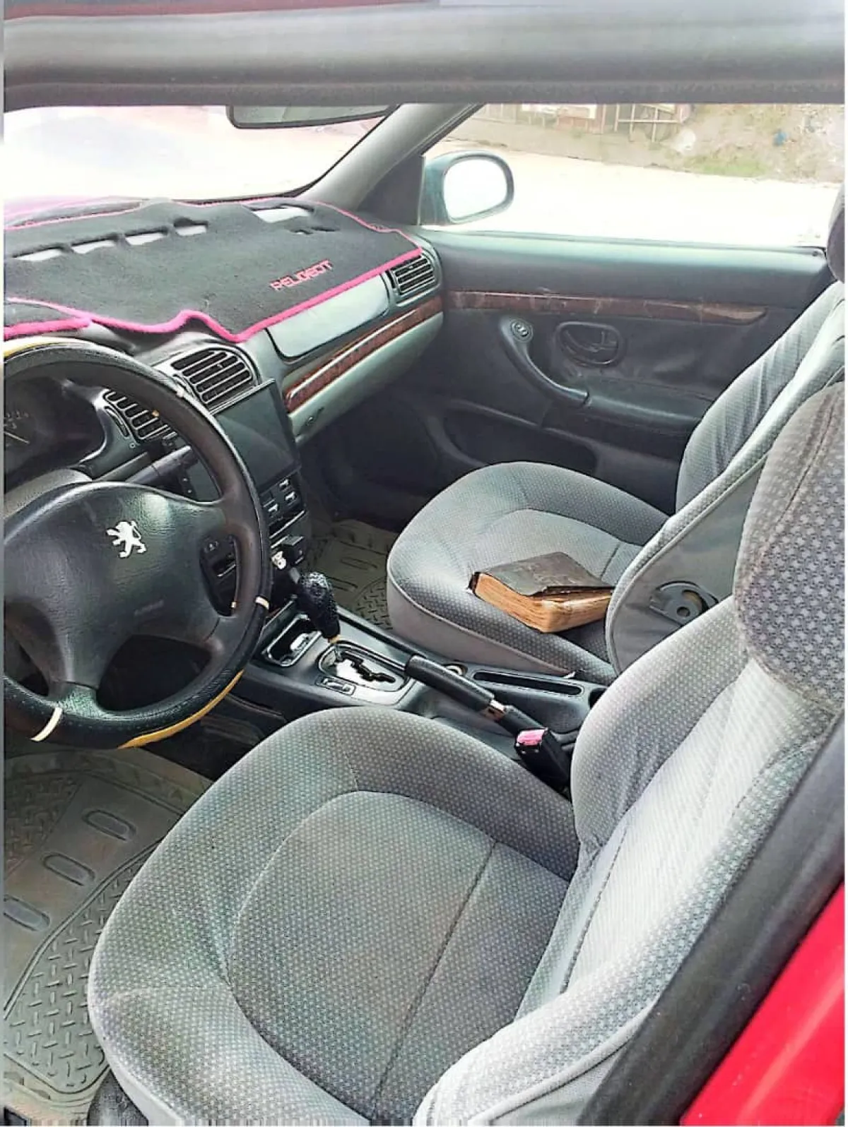 RED PEGEOUT 406 - Image 10