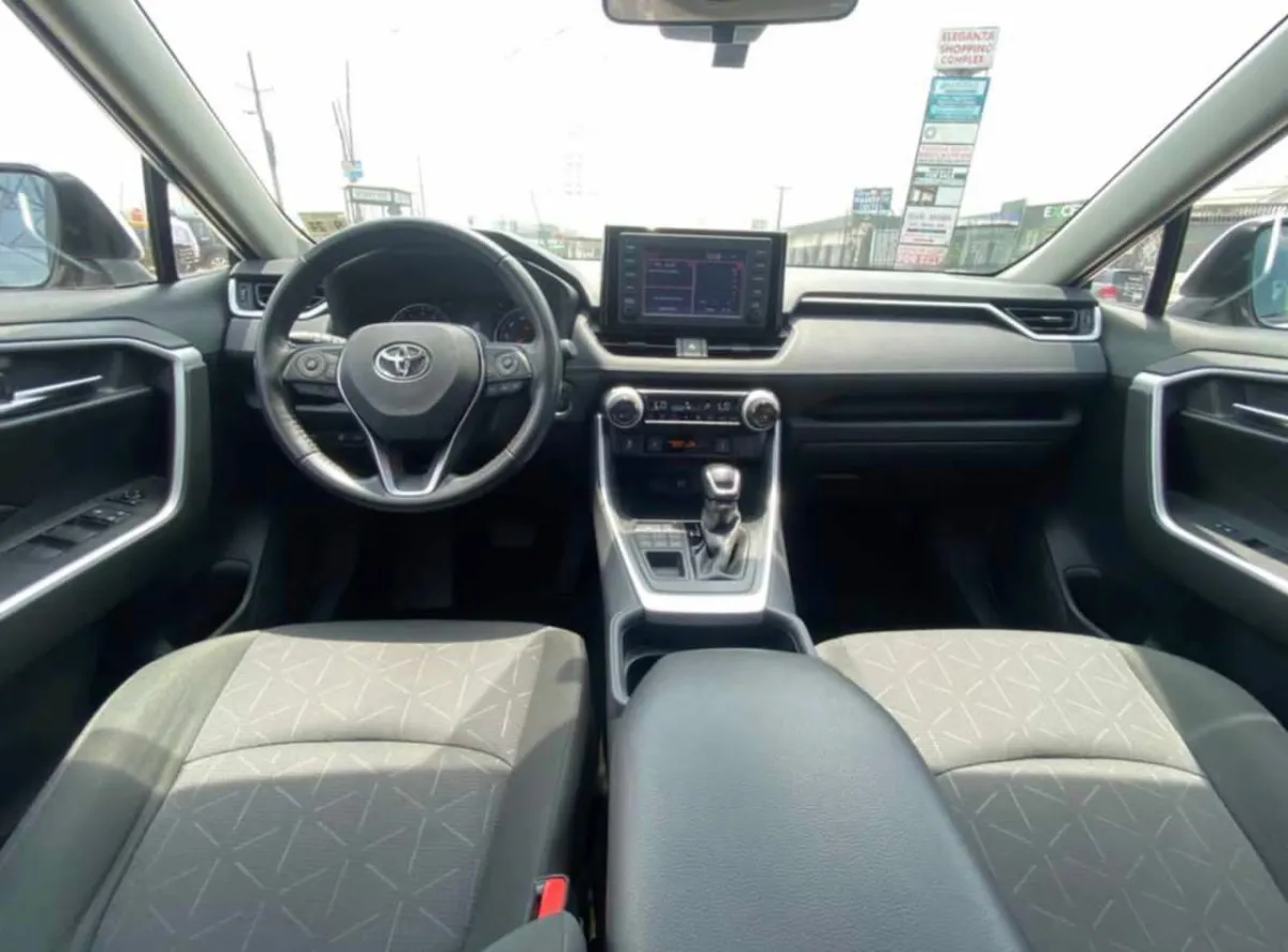 Extremely 2020 Clean Tokunbo Toyota Rav4 - Image 3