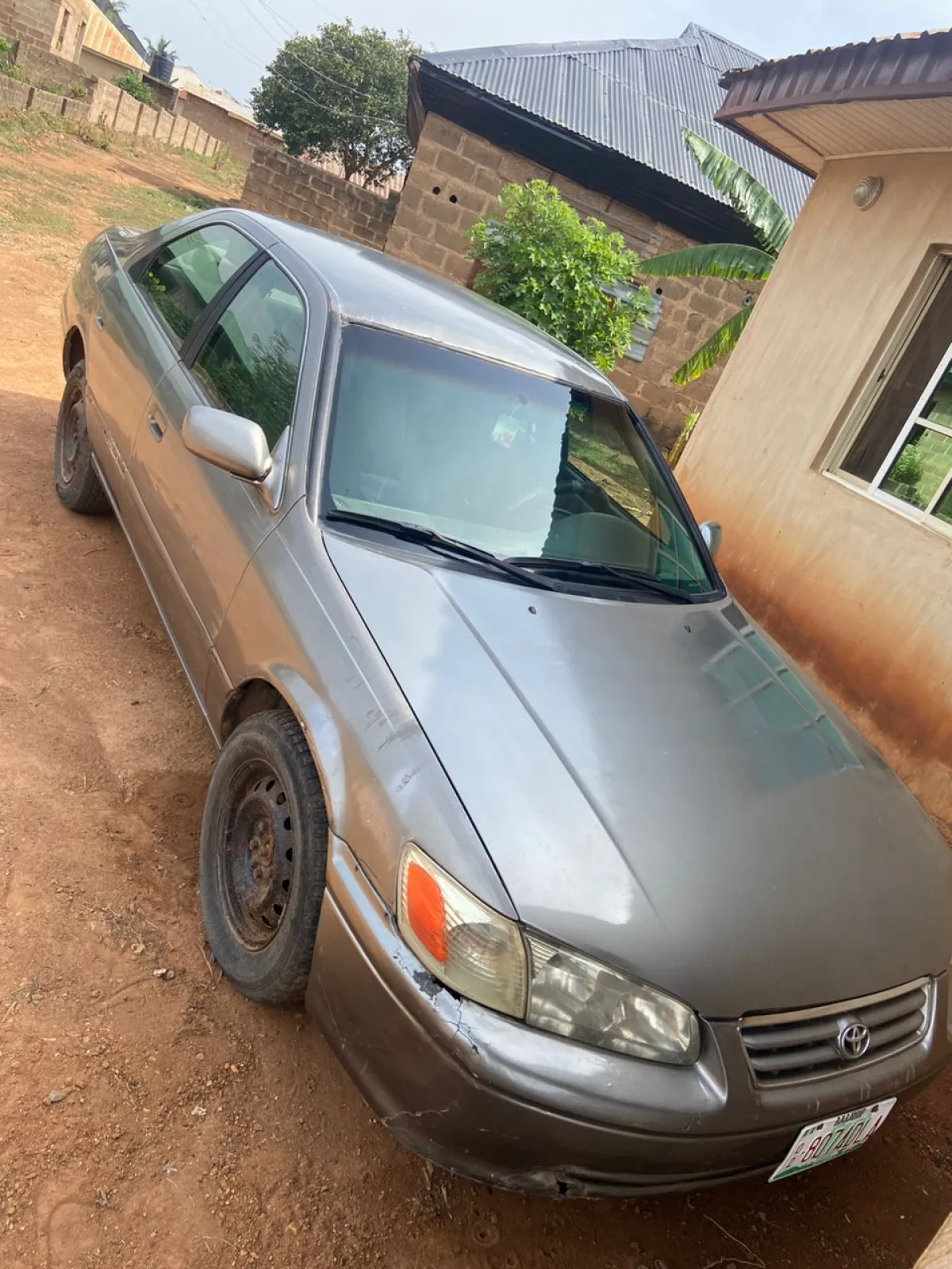 Toyota Camry LE V6 4dr Sedan (3. 0L 6cyl 5A) 2004 Gray - Image 6