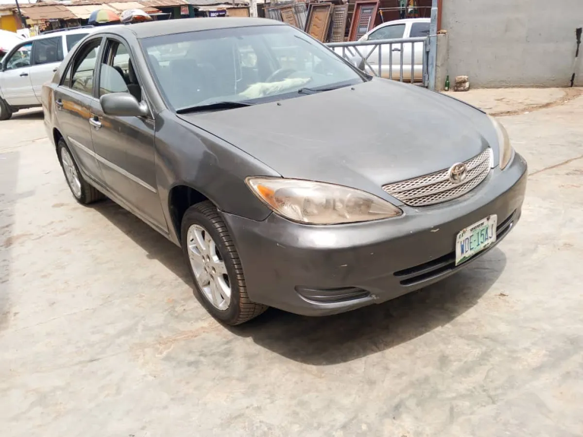 Toyota Camry Big Daddy 2004 - Image 1