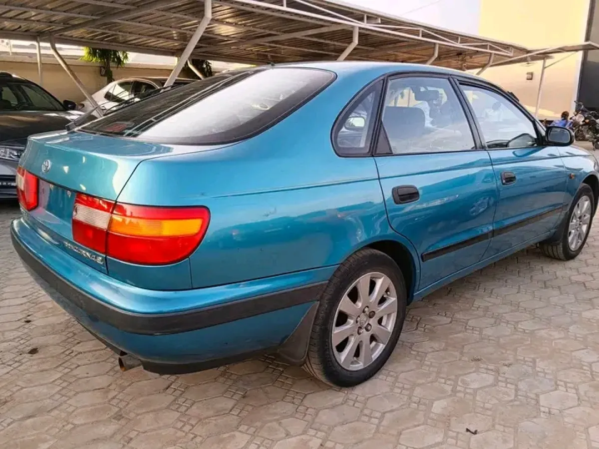 Super Clean Toyota Carina E at given away proce - Image 3