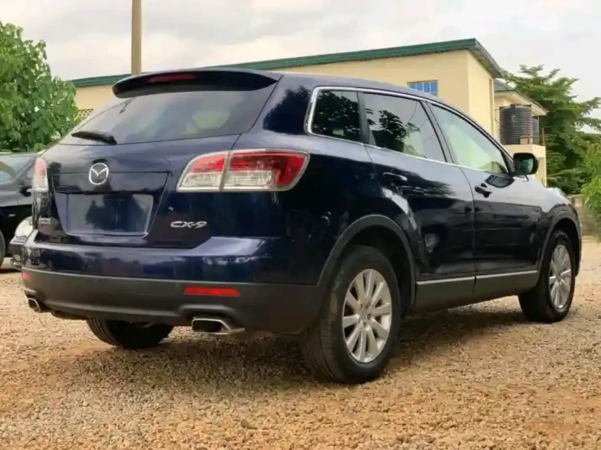 Cool drive Maza cx-9 for sale - Image 1