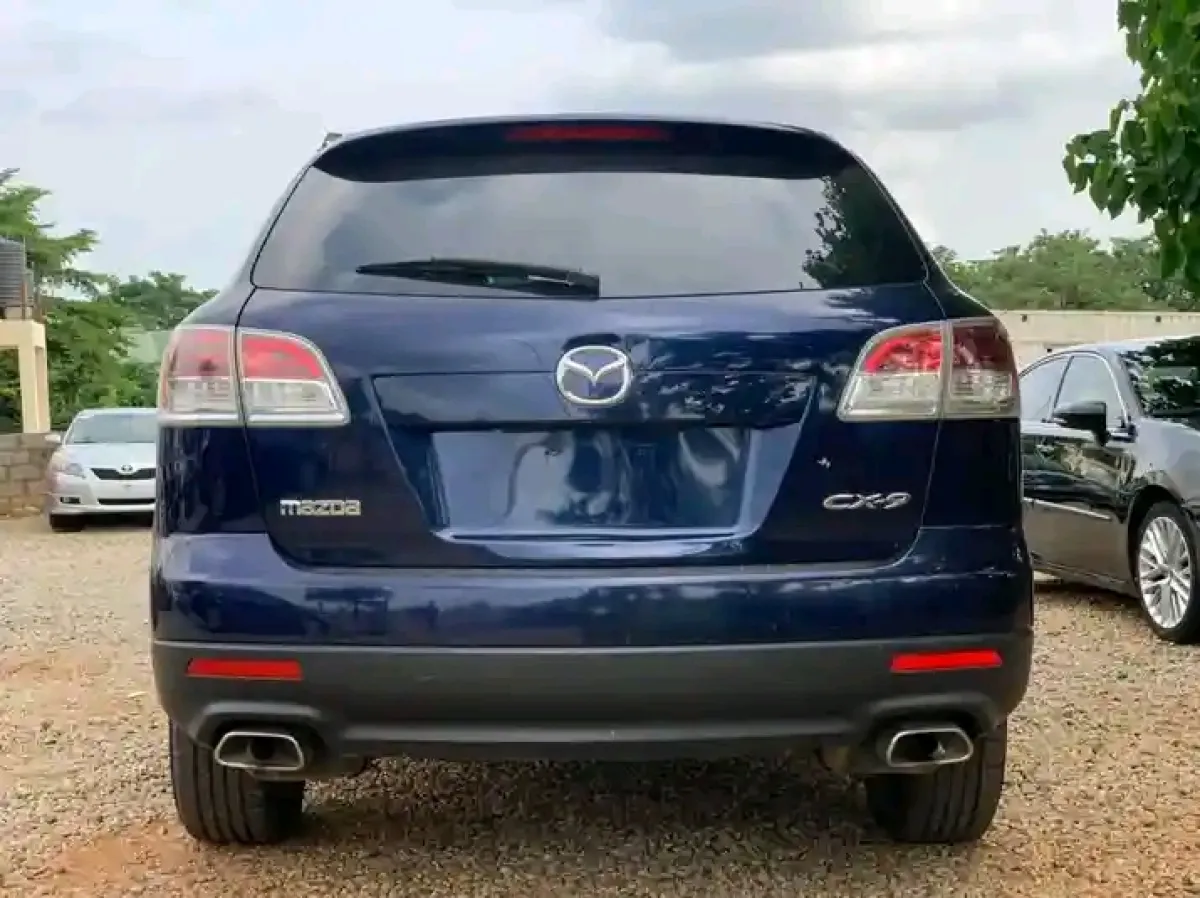 Cool drive Maza cx-9 for sale - Image 7