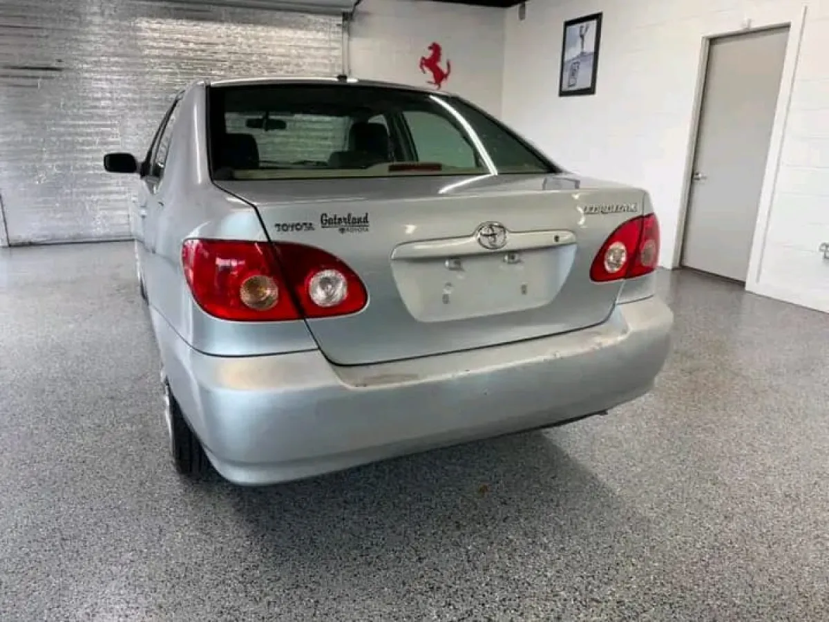 Toyota Corolla - Image 7