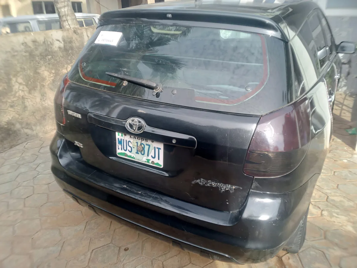 Toyota matrix - Image 2