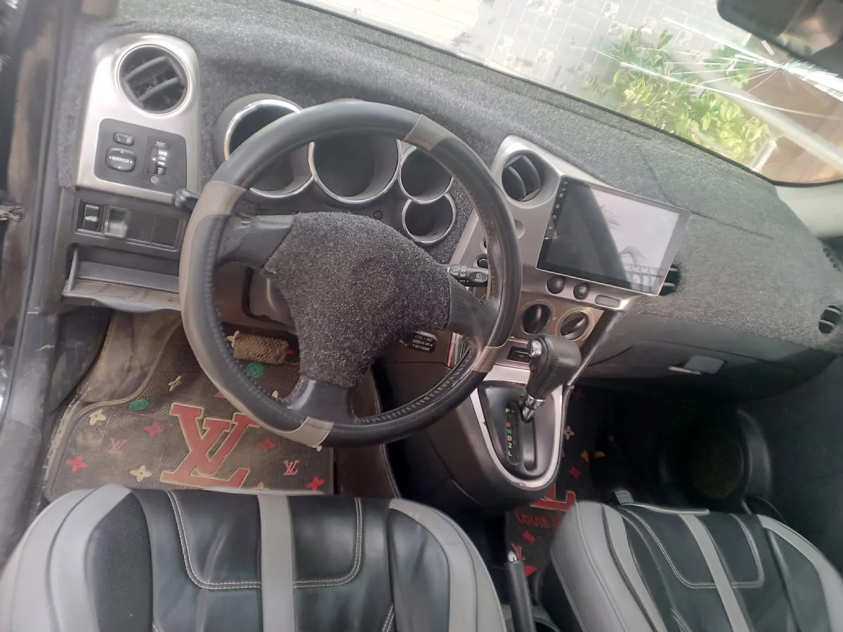 Toyota matrix - Image 3