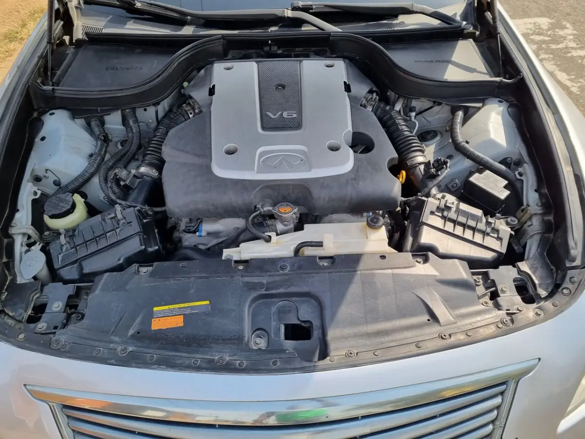 DISTRESS TOKS INFINITI G25 FULL OPTION - Image 3