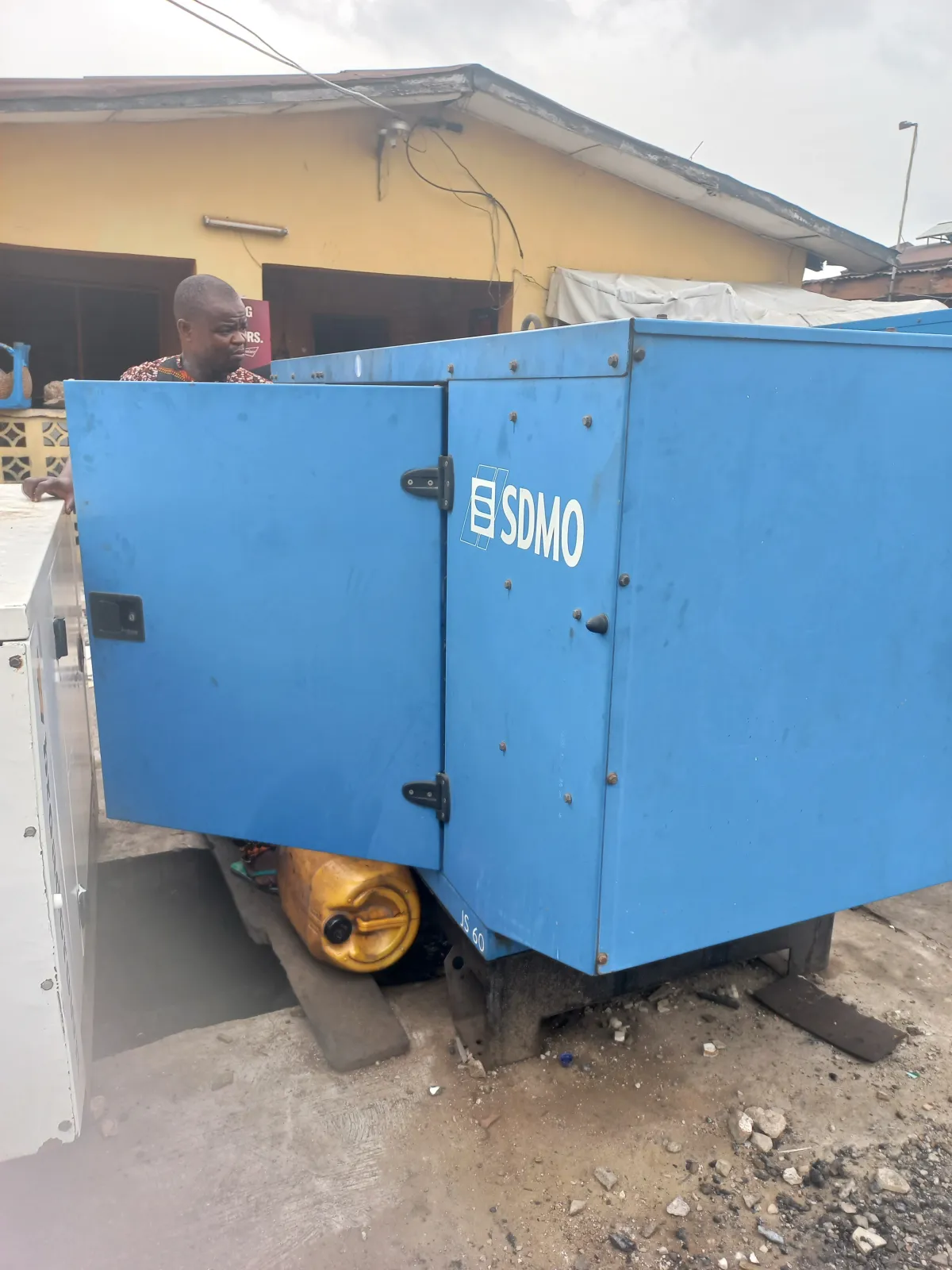 SDMO DIESEL GENERATOR - Image 3