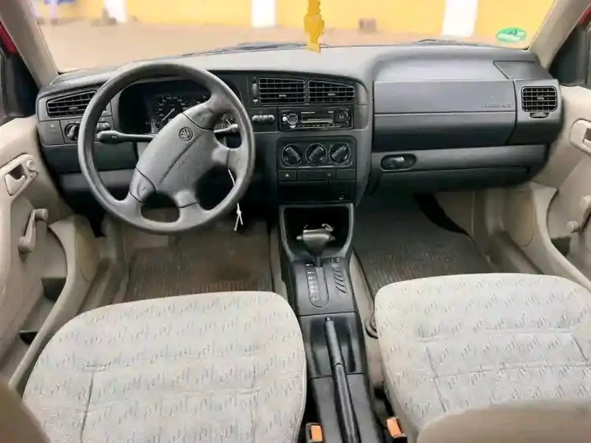 Neat Volkswagen Golf wagon - Image 7