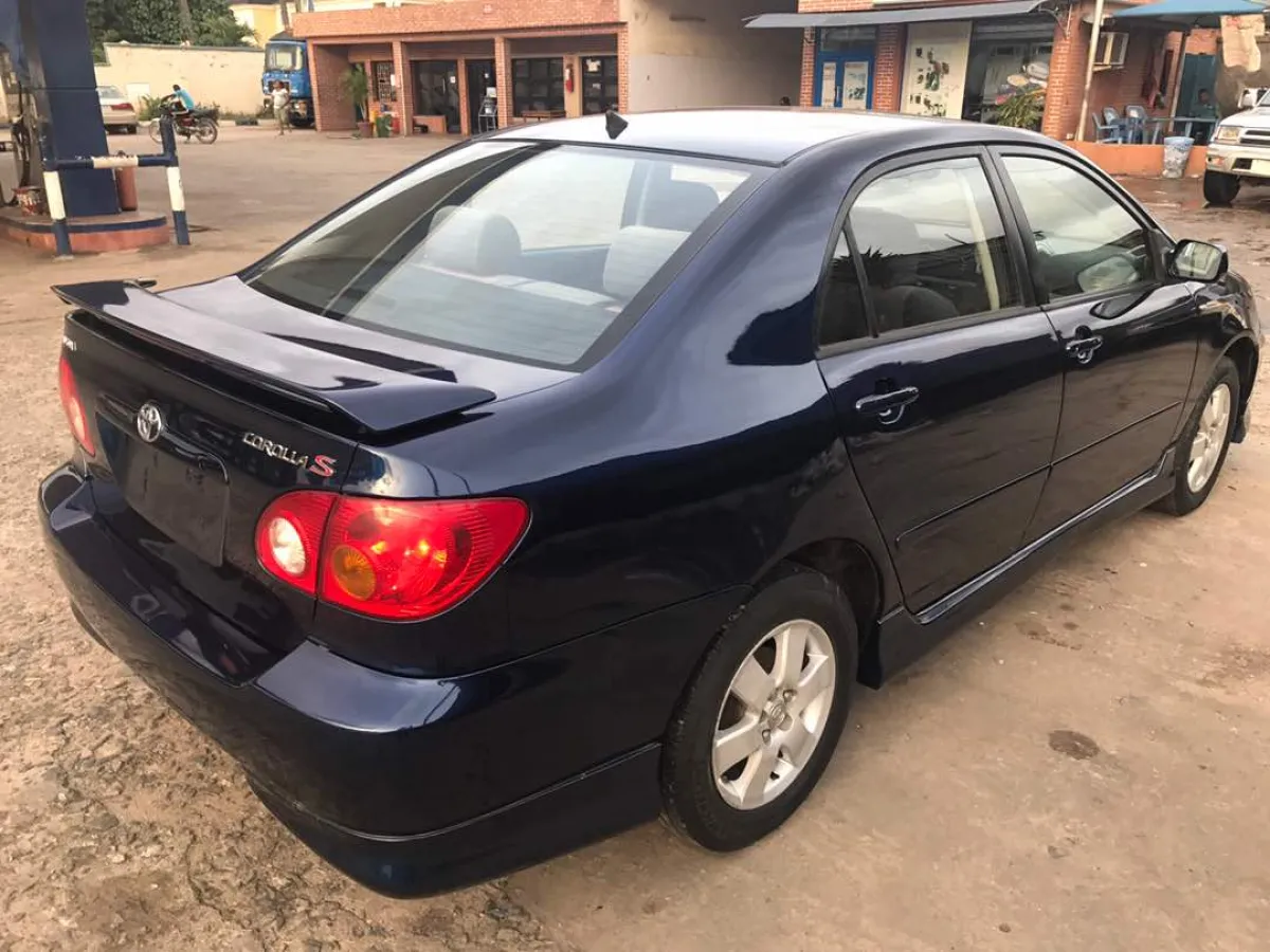 A Tokunbo 2004 Toyota Corolla Sport - Image 1