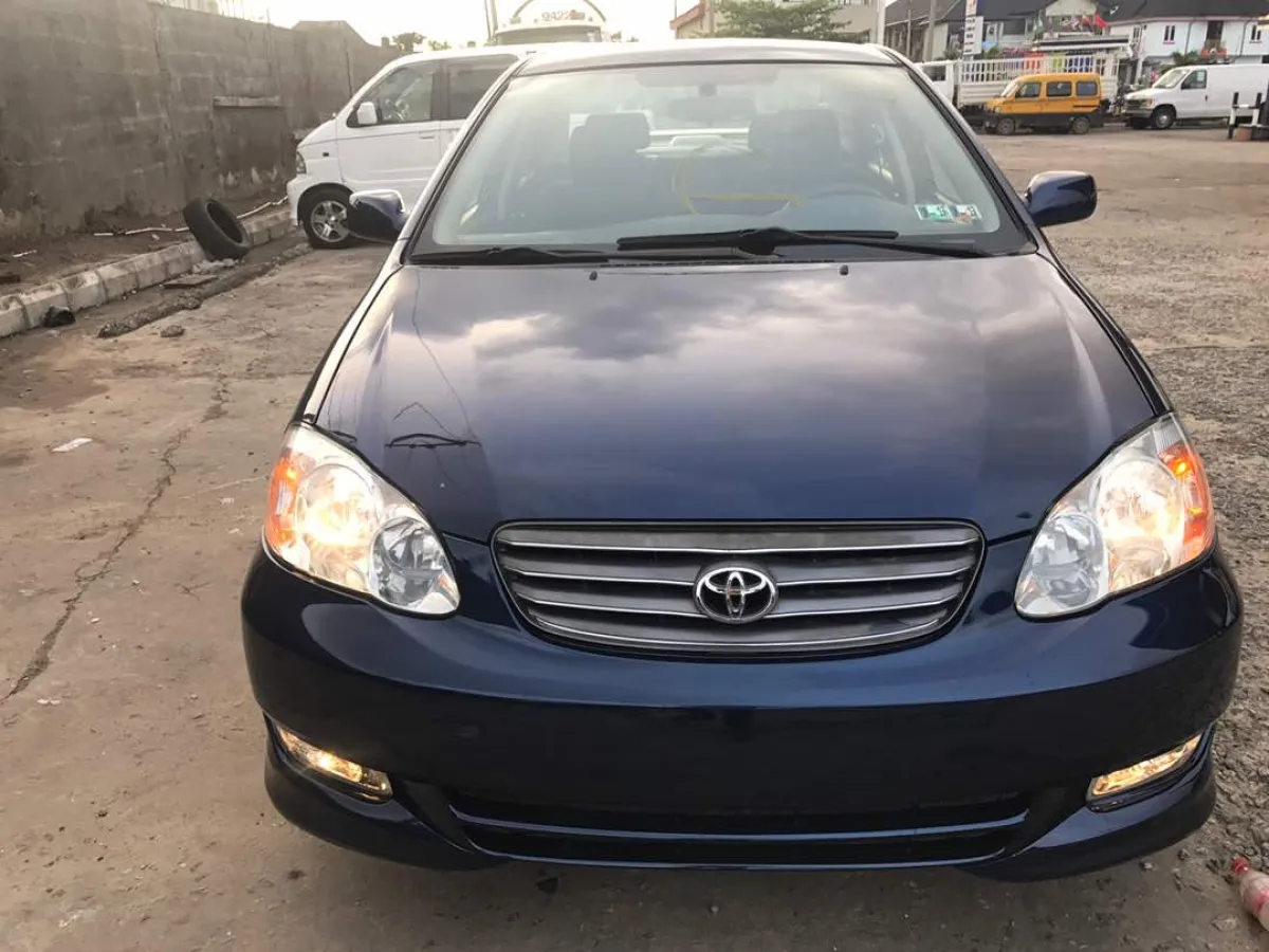 A Tokunbo 2004 Toyota Corolla Sport - Image 4