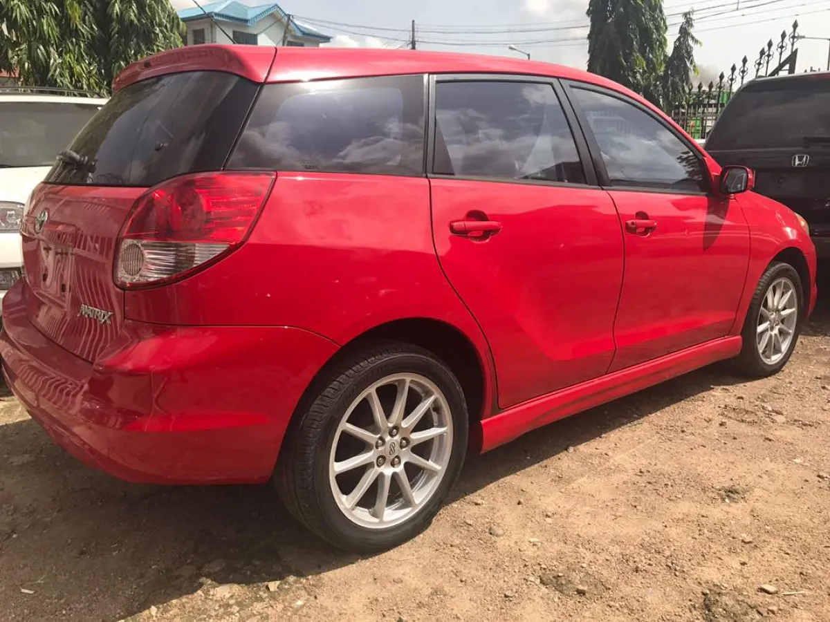 Super Tokunbo 2003 Toyota Matrix Xr - Image 4