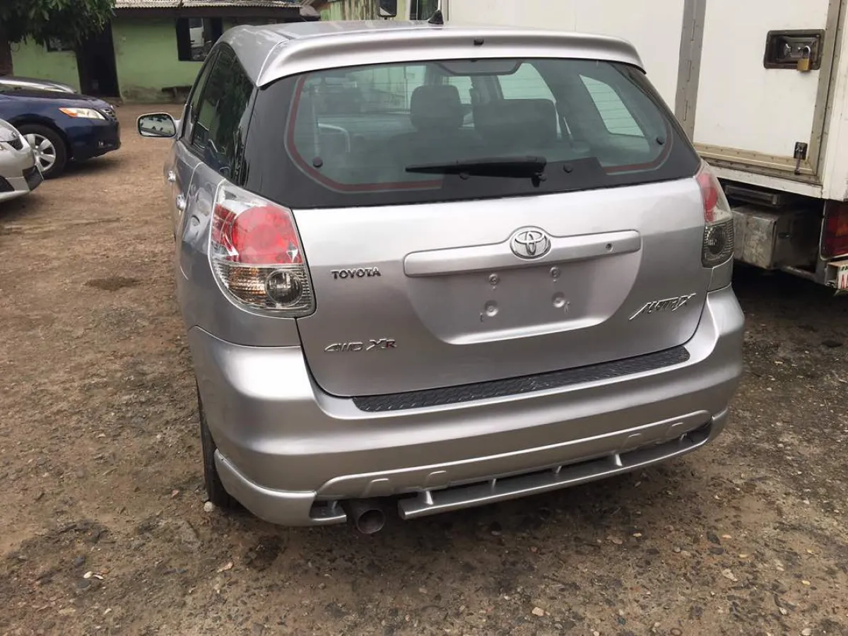 2006 Clean Tokunbo Toyota Matrix Se - Image 4