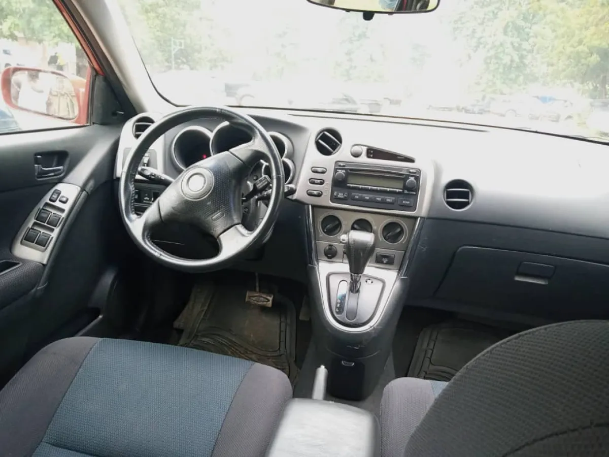 Newly Arrived Tokunbo 2005 Toyota Matrix - Image 3