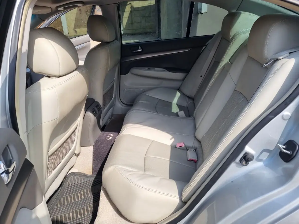 DISTRESS TOKS INFINITI G25 FULL OPTION - Image 10