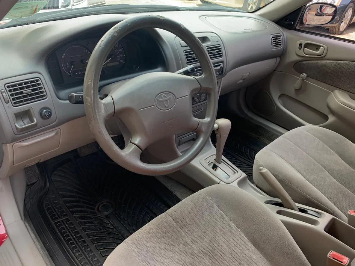 Extremely Clean 2002 Tokunbo Toyota Corolla Ce - Image 7