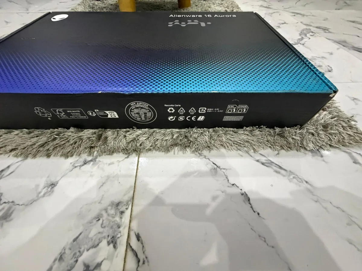 Dell Alinware 16 Aurora AC16250 (2025) Model - Image 3