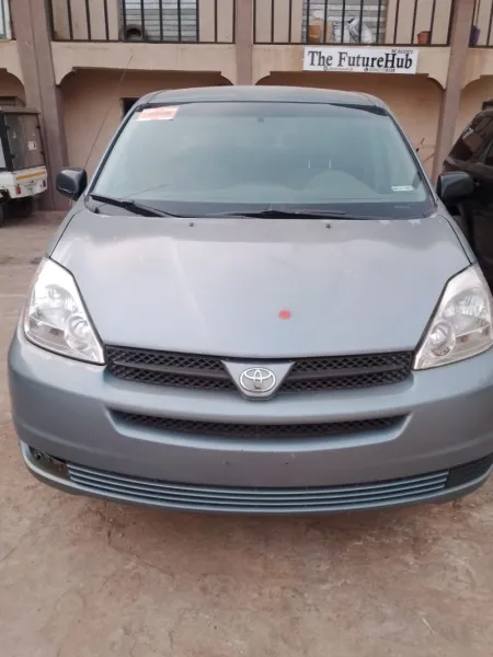Foreign used Toyota sienna cars for sale