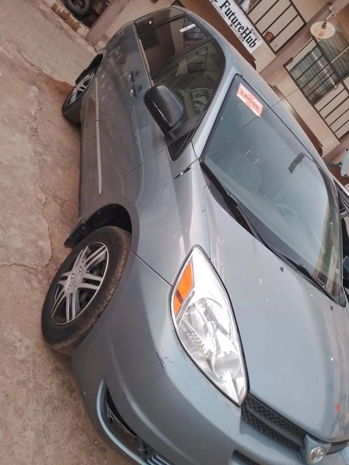 Foreign used Toyota sienna cars for sale - Image 6