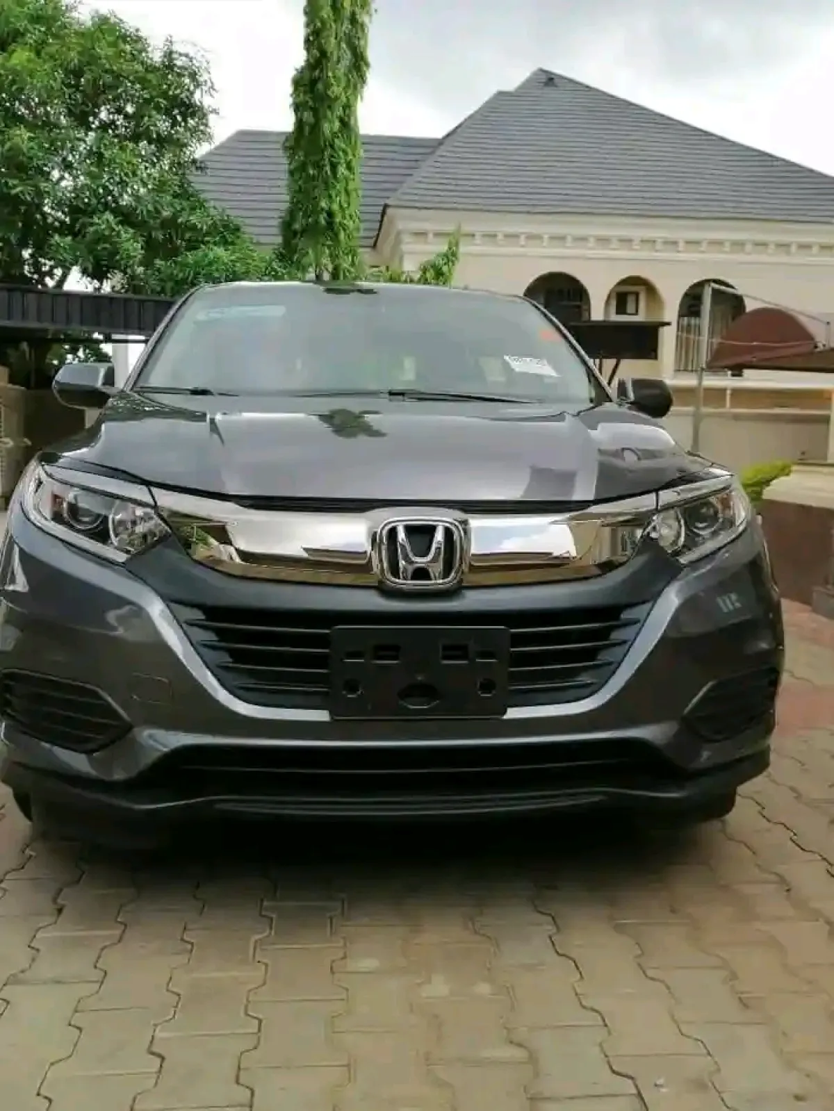 Very sharp Honda CRV - Image 10