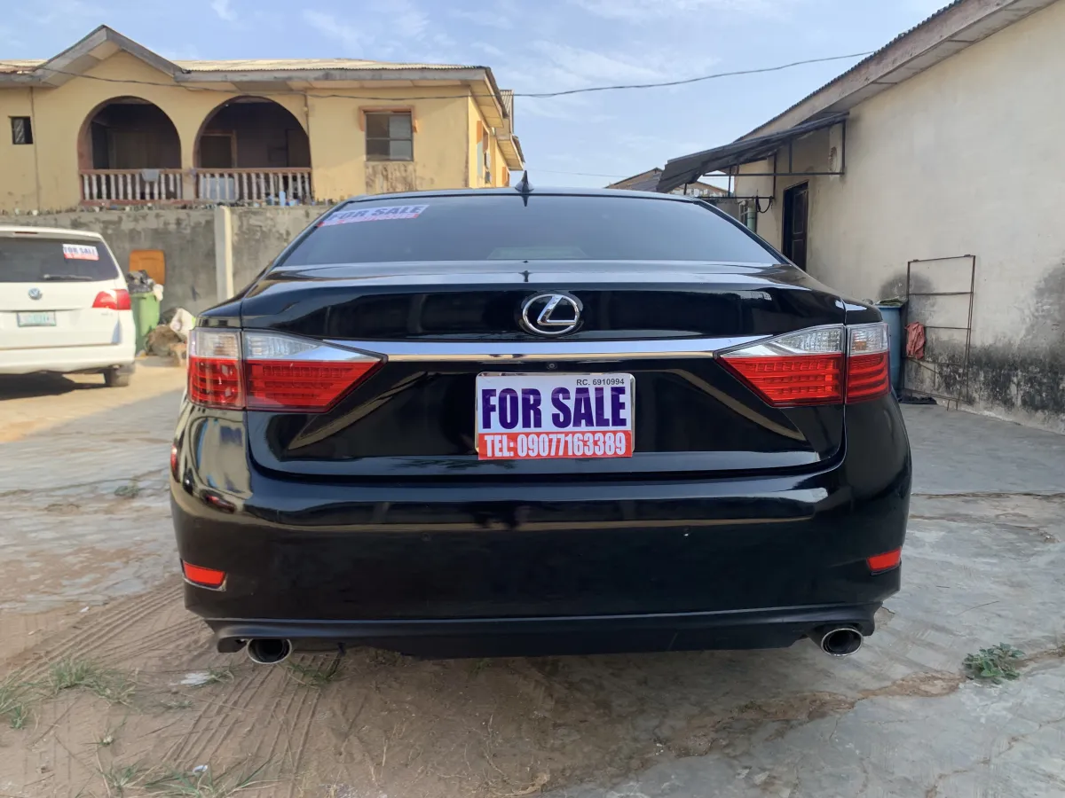 Awoof Lexus es350 2015 - Image 2