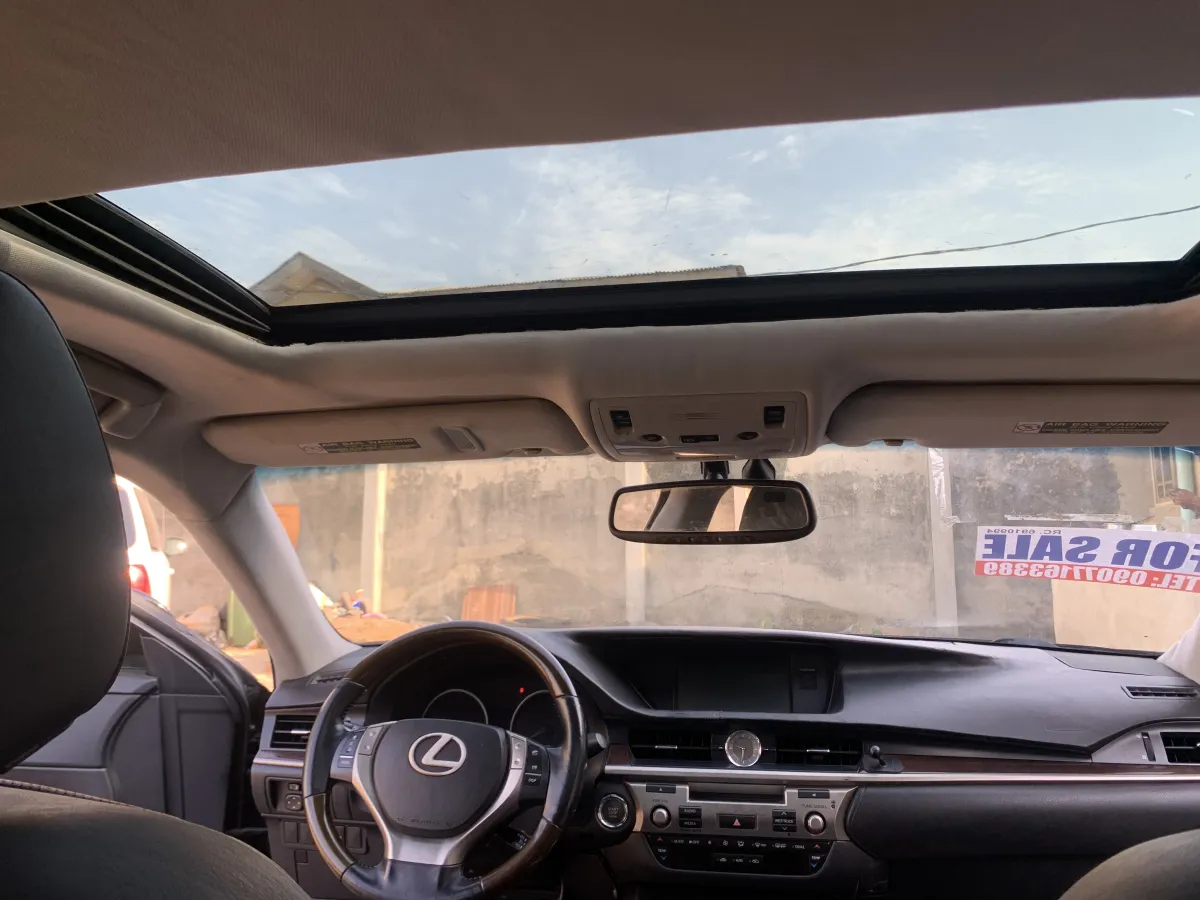 Awoof Lexus es350 2015 - Image 9