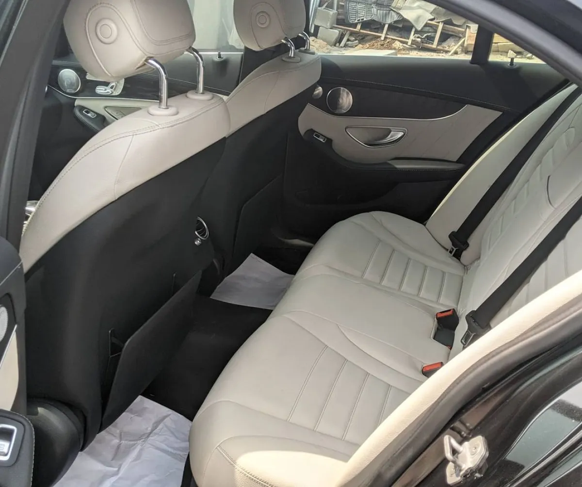 Extremely Clean 2015 Mercedes Benz C400 - Image 3