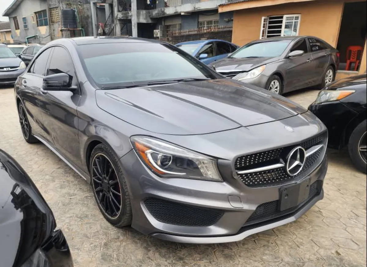 2015 Mercedes Benz CLA 250 - Image 4