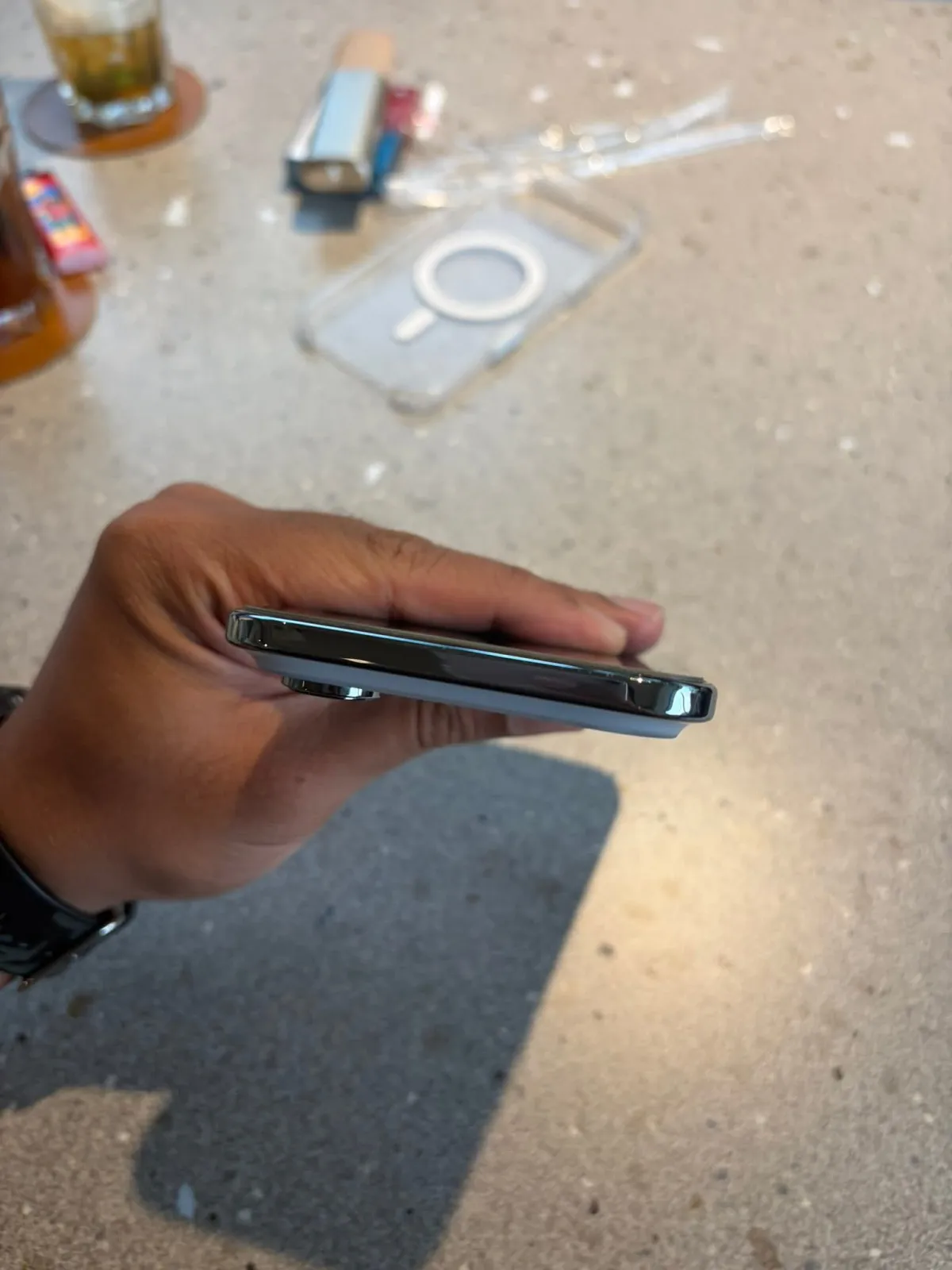 Iphone 17 Air skyblue 256gb in Benin - Image 5